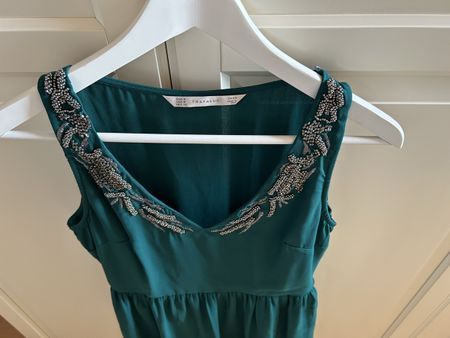 Mit Ziersteinen: Kleid ZARA Trafaluc, green, Grösse M
