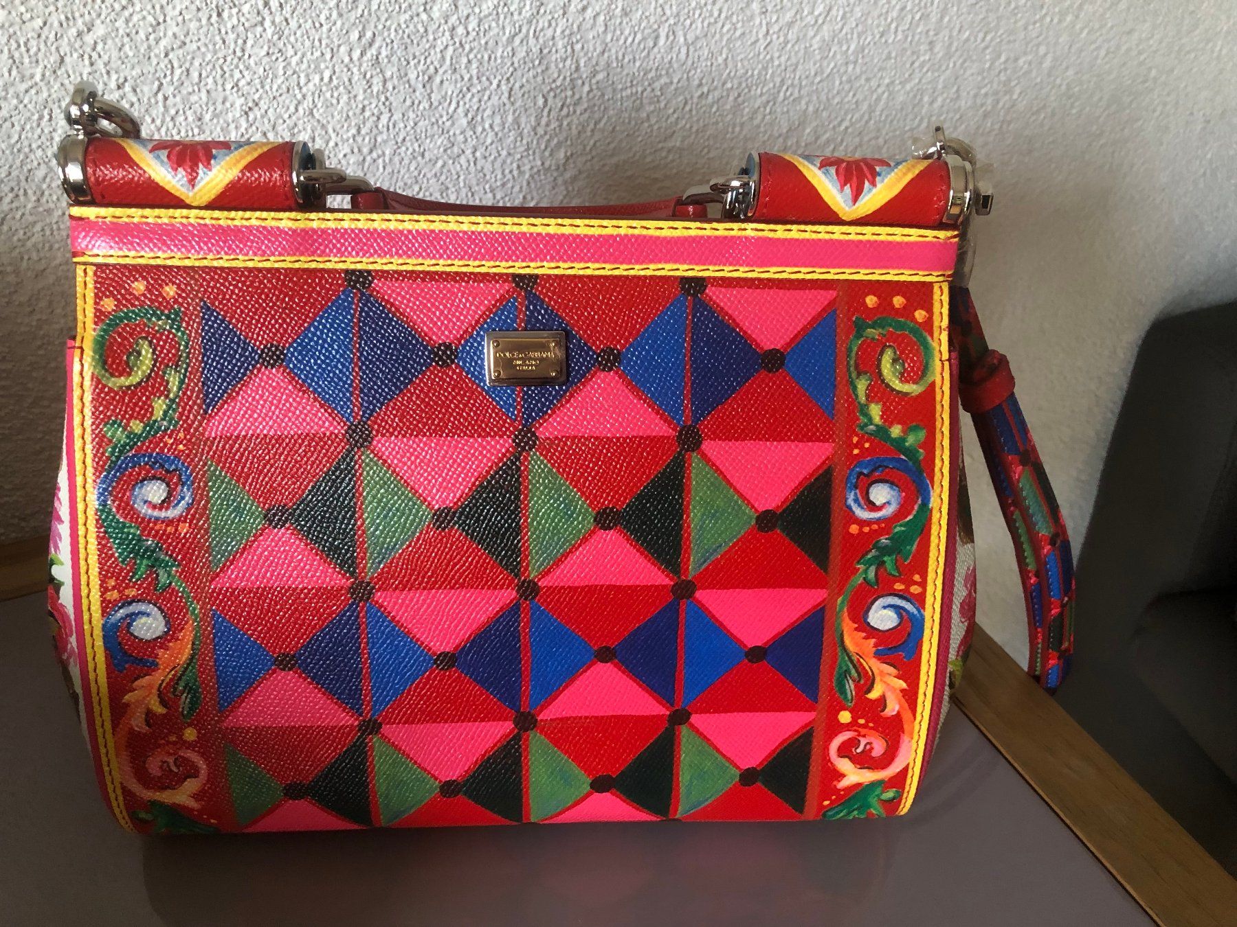 Dolce & Gabbana Taschen für Damen: Dolce Gabbana Sicily handtasche – Neu (gemäss Beschreibung) aus Bremgarten b. Bern von elibalm 3