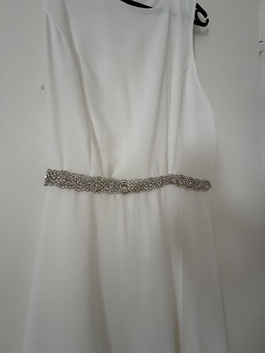 Vestiti: Robe blanche sans manches, taille M ornementée – Nuovo (secondo la descrizione) da Villeneuve VD venduto da jxste_dani 3