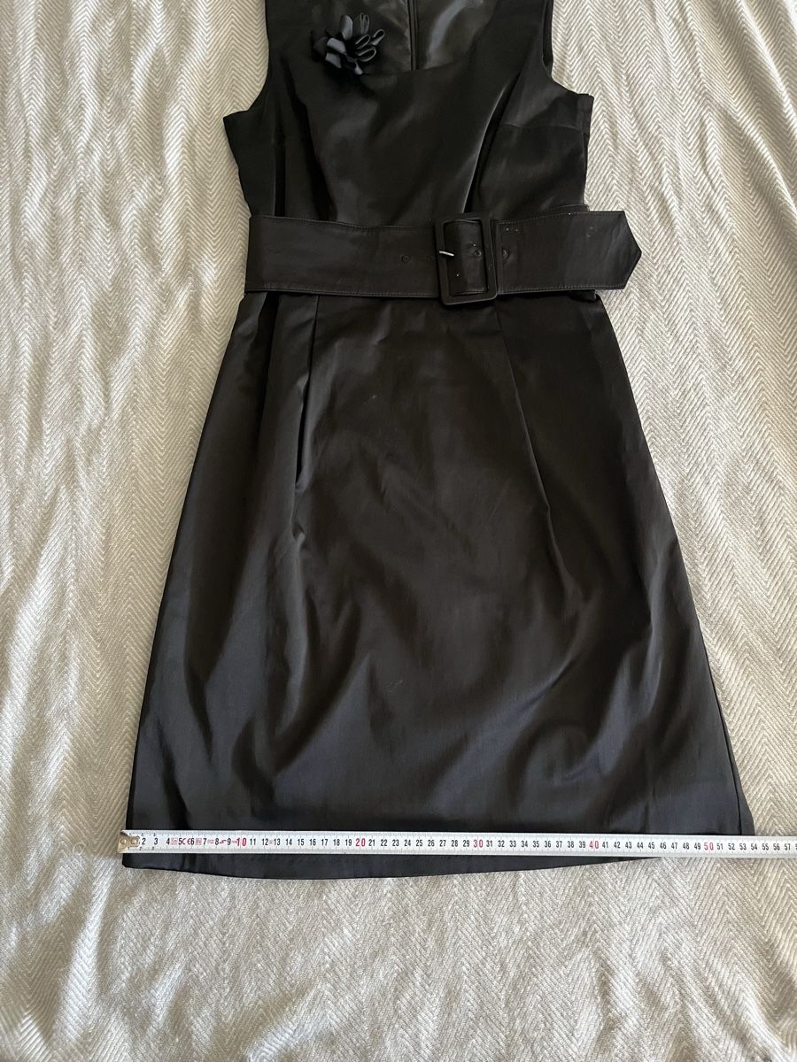 Vestiti: Kleid schwarz mit Gurt, guter Zustand – Usato da Olten venduto da sae_82z2 2