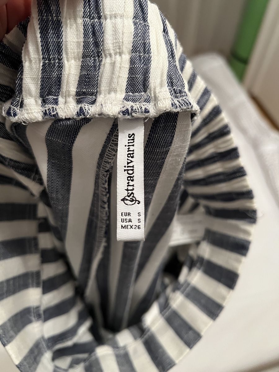 Stradivarius Pantaloni: Stradivarius Stoffhose gestreift - S – Usato da Rothrist venduto da FL_17 2