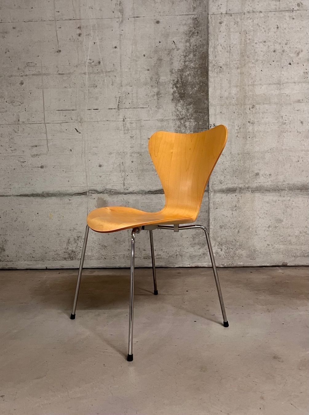 Fritz Hansen Sedie: stuhl 3107 . arne jacobsen . fritz hansen – Usato da Allschwil venduto da rotocker 2