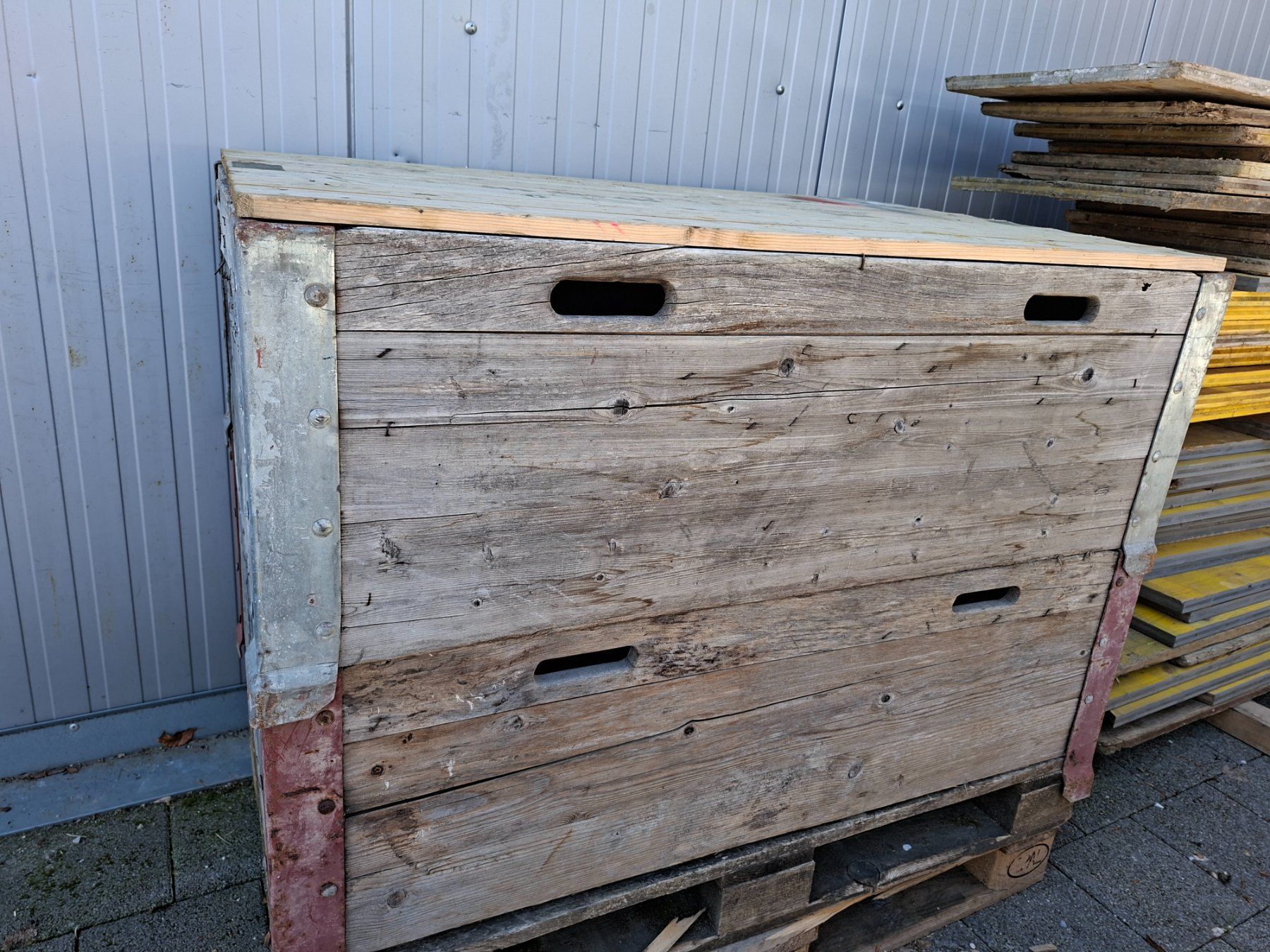 Paletten: 2x SBB Pallettenrahmen und 1x SBB Deckel – Gebraucht aus Attiswil von HTT78