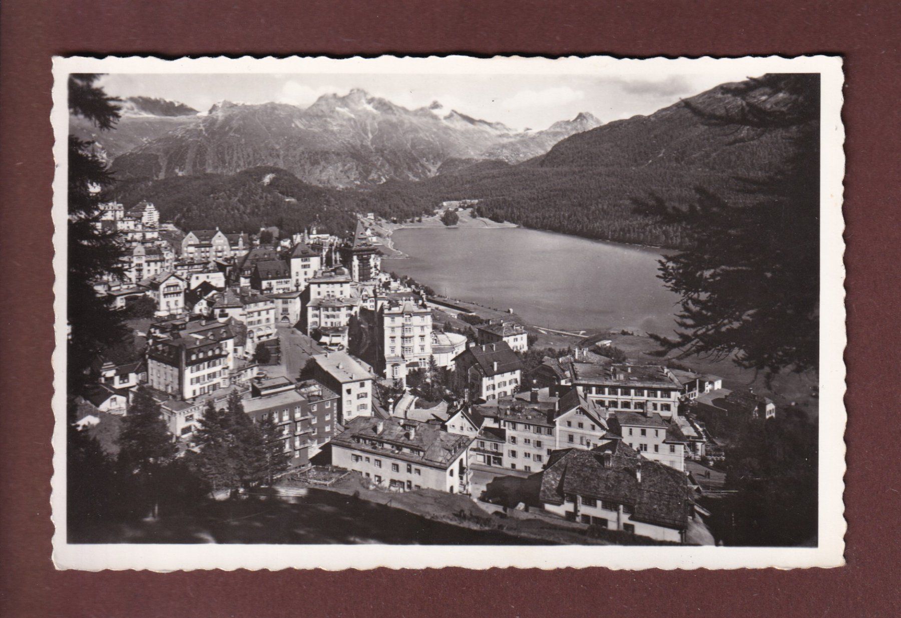 Cartoline postali: ST. MORITZ - Teilansicht – Usato da Pully venduto da nicecards