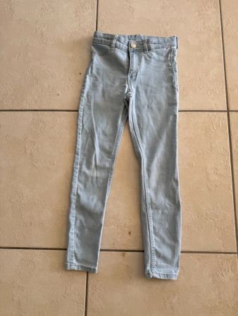 Jeanshose H&M 122 Mädchen, mit erweiterbarem Bund