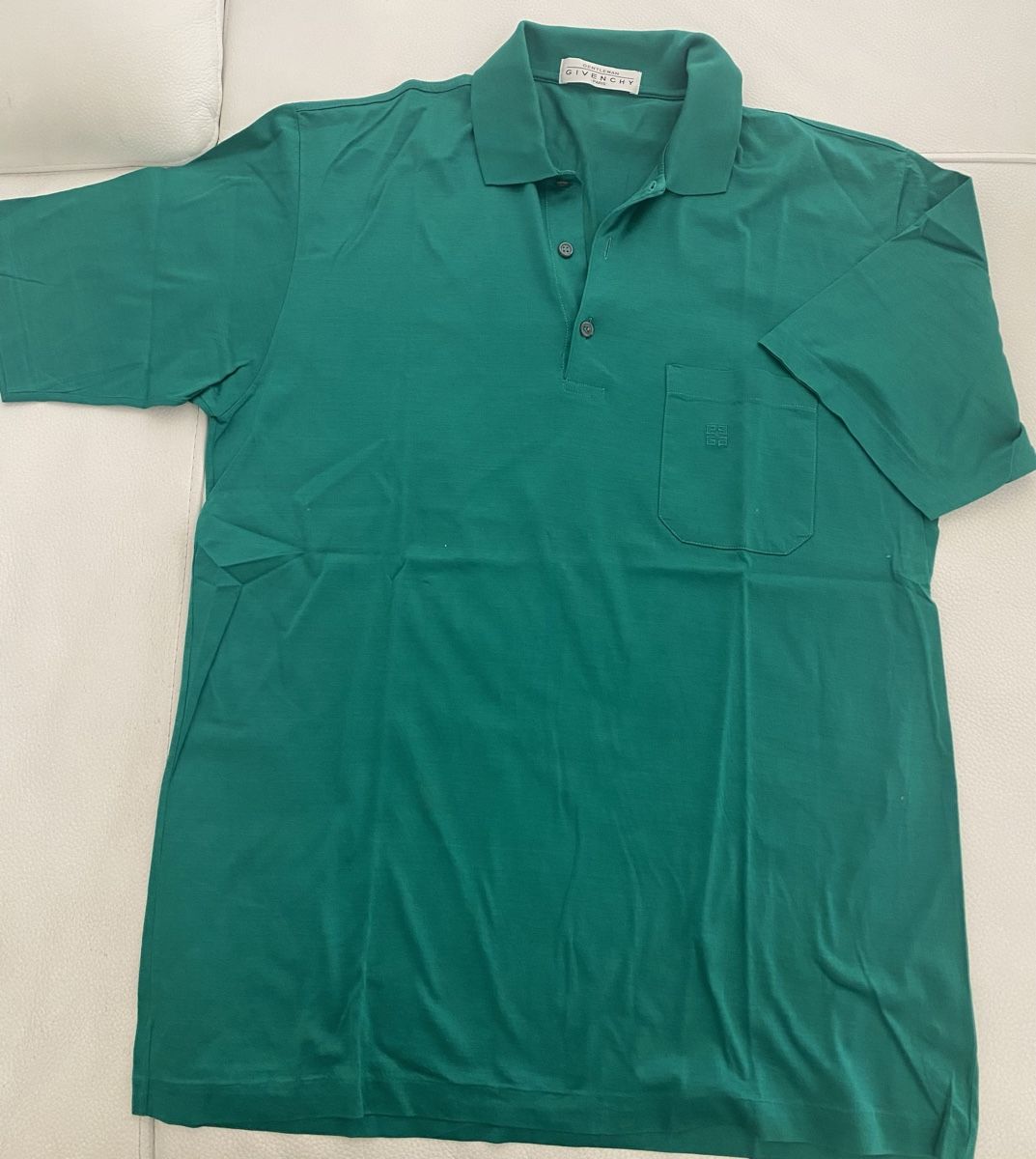 Givenchy Polo-Shirts: GIVENCHY Paris Polotshirt – Gebraucht aus Opfikon von Luis144