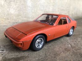 Porsche 924