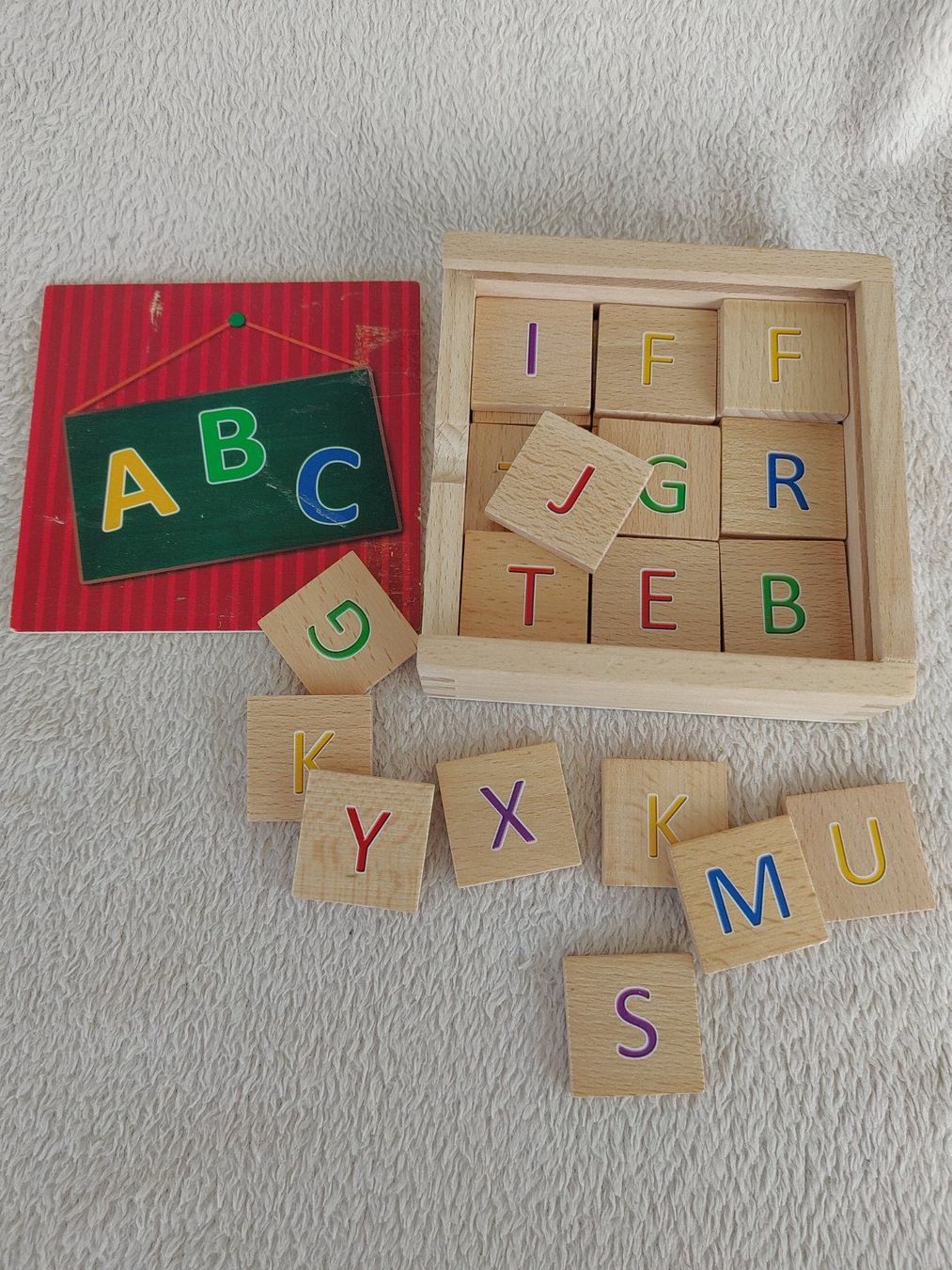Giochi: Holz Lernbox mit Alphabet – Usato da Strengelbach venduto da Phorensic_30 2