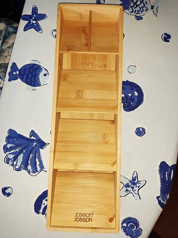 Besteckkasten aus Bambus, neuwertig (Gebraucht) in Walenstadt fr CHF 11   mit Lieferung auf Ricardo kaufen