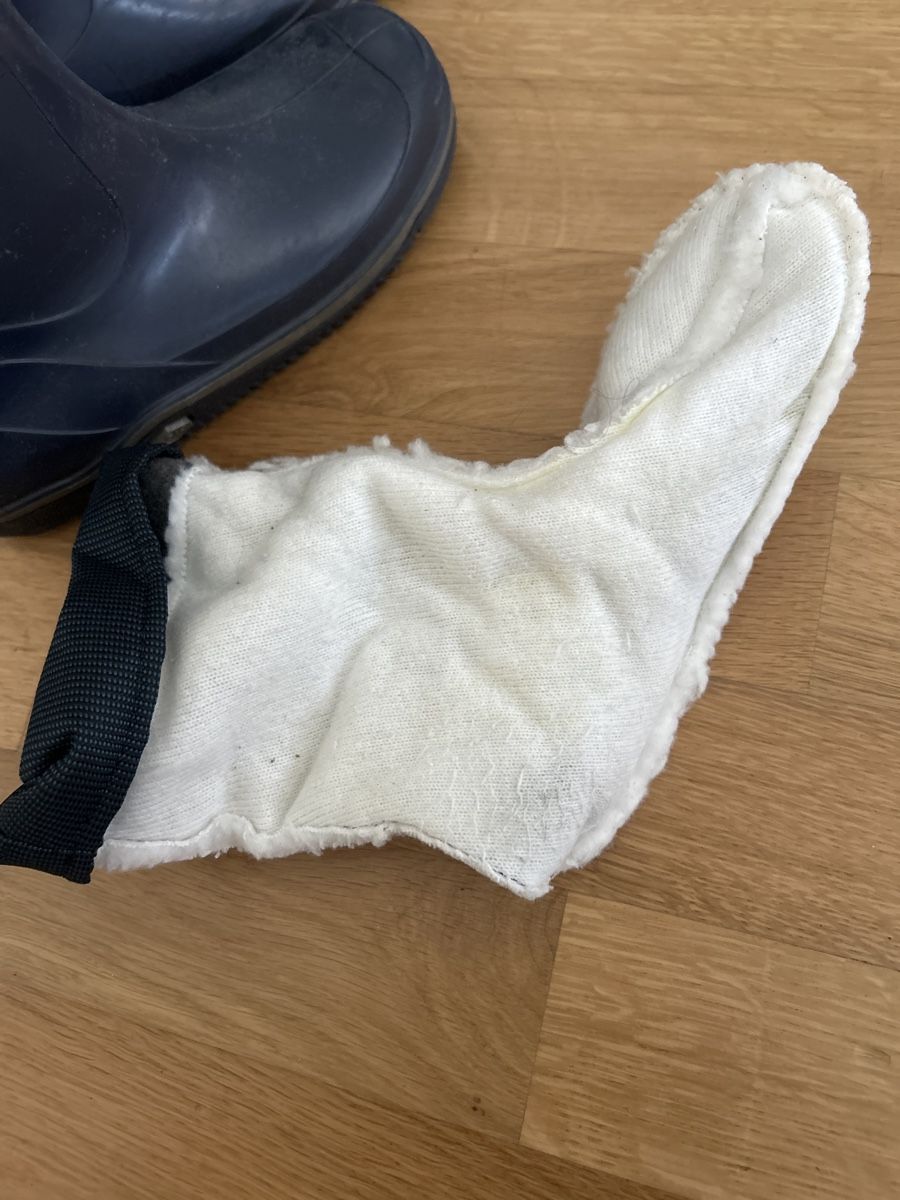 Schuhe für Jungen: Regenstiefel – Gebraucht aus Schlieren von Gizmo8952 2