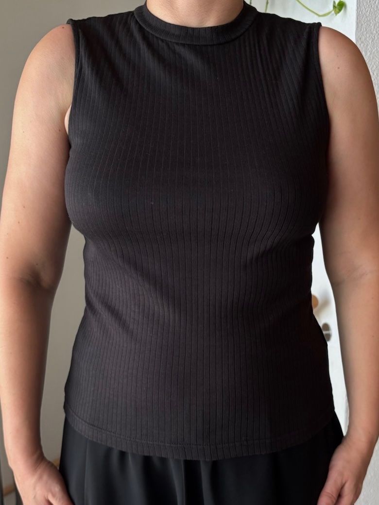 Vero Moda Top: Damentop von VERO MODA, Gr. M, BRIEFVERSAND – Usato da Bassersdorf venduto da TB01011