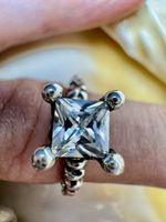 Ein Ring-Meisterstück handgefertigt - Princess-Cut