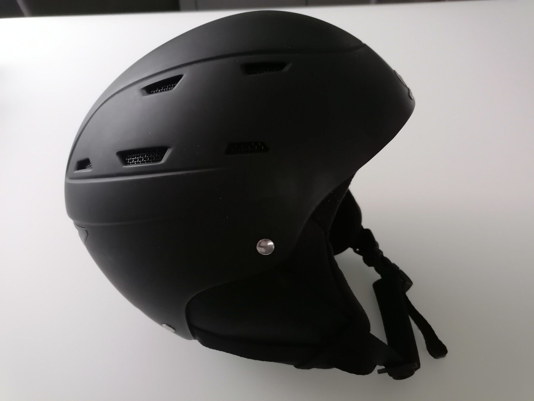 Caschi: GUTER ZUST: Kinder-Skihelm CELSIUS 52-56 – Usato da Uster venduto da Smilla07 2