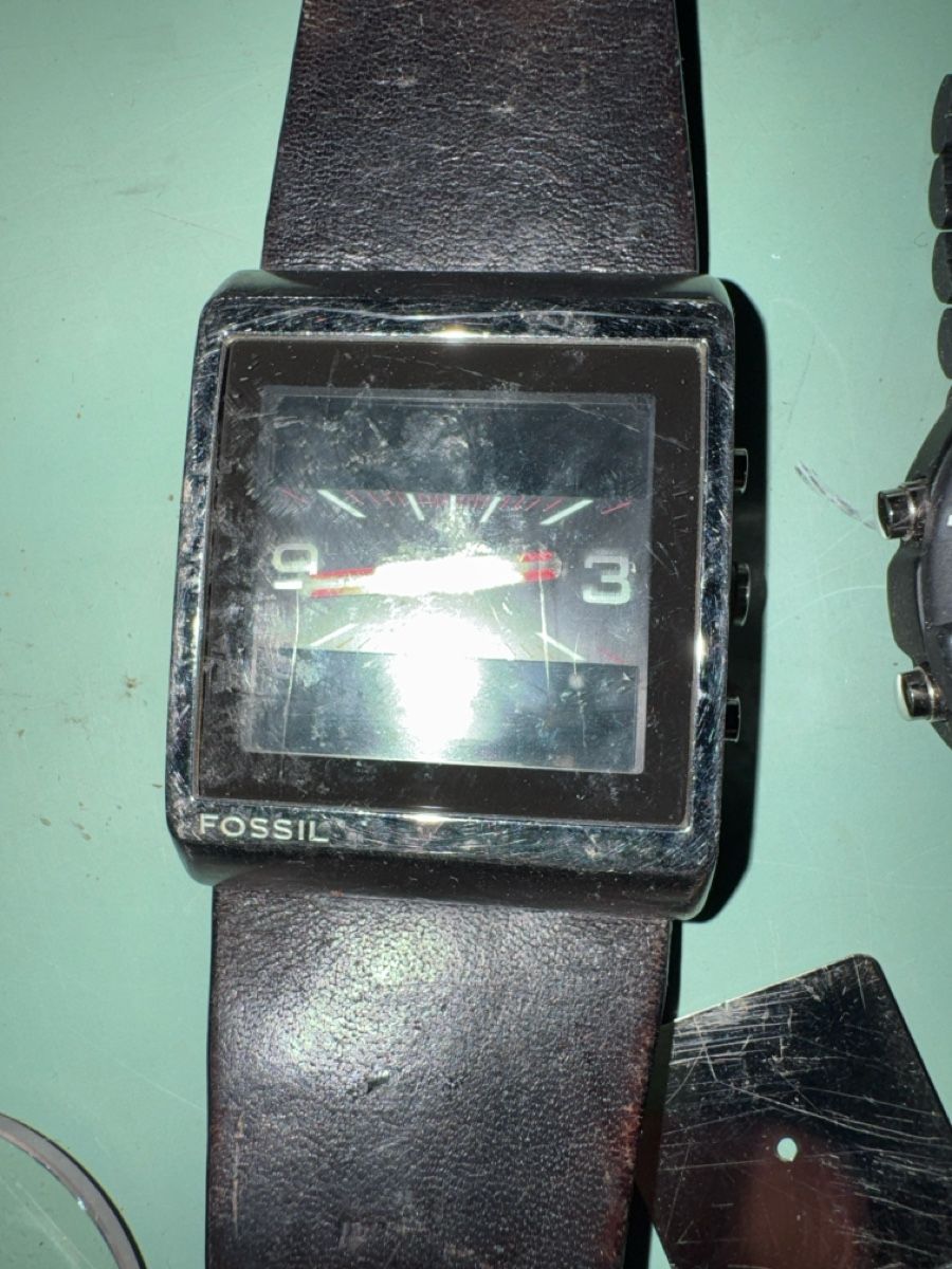 Orologi: Lot de montres diverses et accessoires état variable – Difettoso da La Chaux-de-Fonds venduto da lida2005 5
