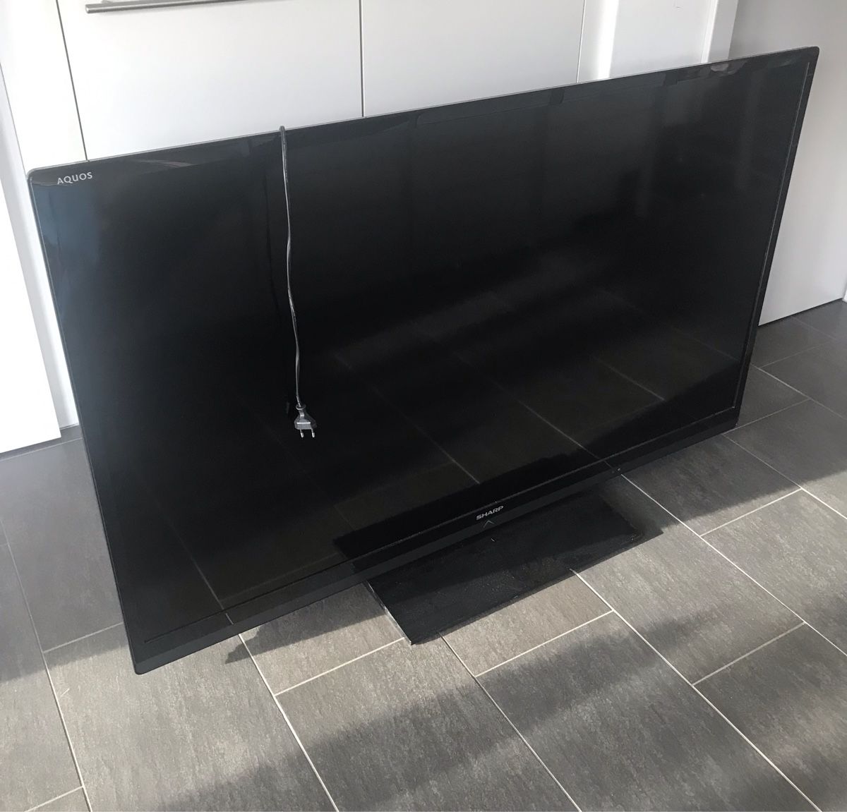 Sharp Fernseher: Fernseher Sharp AQUOS Modell LCD COLOR LC-60LE635E – Gebraucht aus Sirnach von Famisa