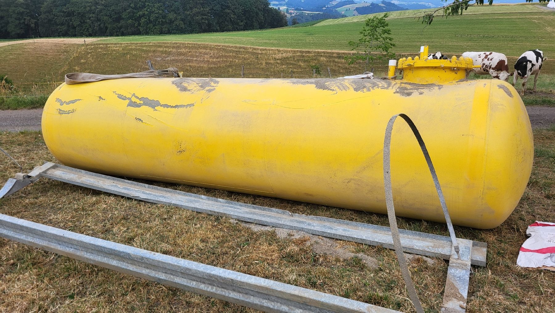 Abreuvoirs & Auges: Stahltank 6.4m3 – D'occasion à Oberburg par uwy_l28k 1