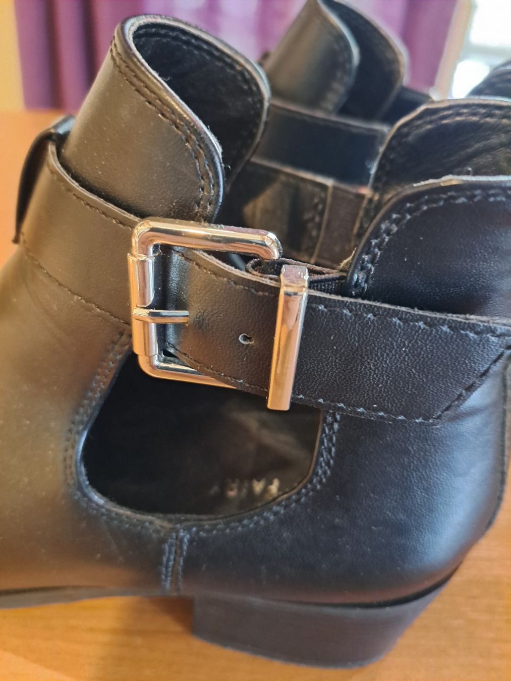 Scarpe da donna: Schwarze Stiefeletten Gr. 41 – Usato da Rafz venduto da MuriFinn 3