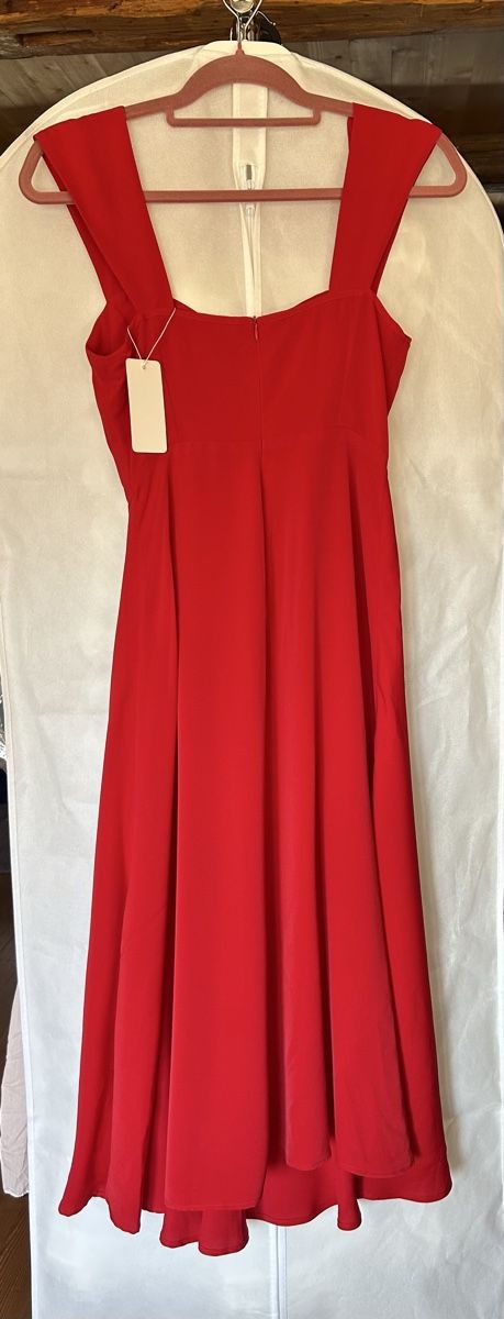 Reformation Robes: Red Elegant Midi Dress – Neuf (Voir description) à St.Josefen par lop_lh8d 1