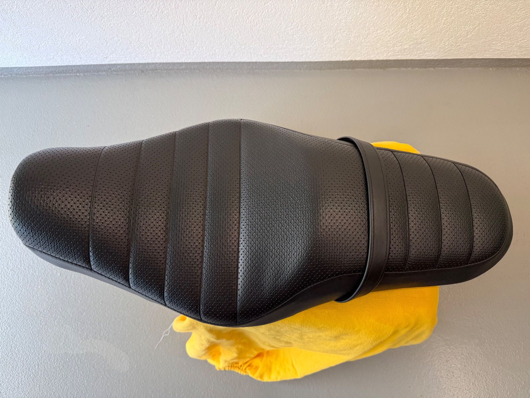 Harley-Davidson Tutti i ricambio per moto: Original Harley Davidson Silhouette Seat – Nuovo (secondo la descrizione) da Etzgen venduto da Coltsfoot 1
