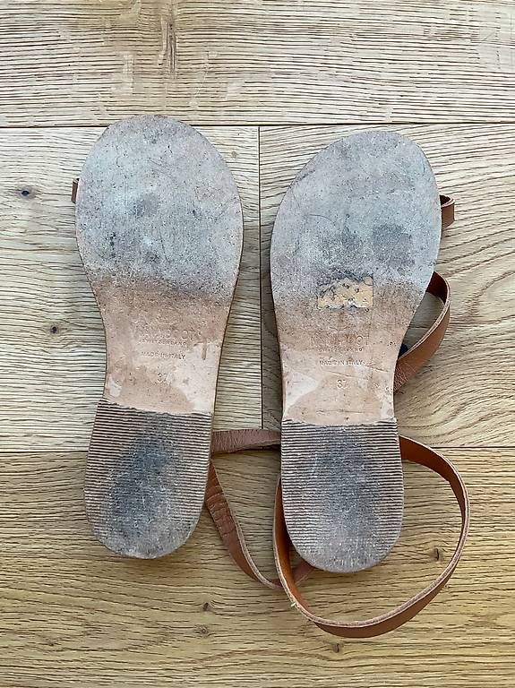 Navyboot Chaussures femmes: Raffinierte Sandalen von NAVYBOOT, 37 – D'occasion à Luzern par Juliette1907 1