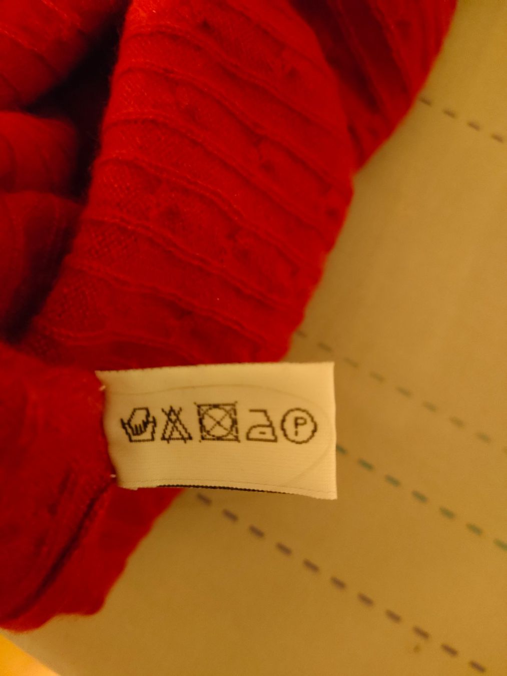 Maddison Pulls & Sweat-shirts: Cashmere Damenpulover – D'occasion à Niederlenz par kuwue61 3