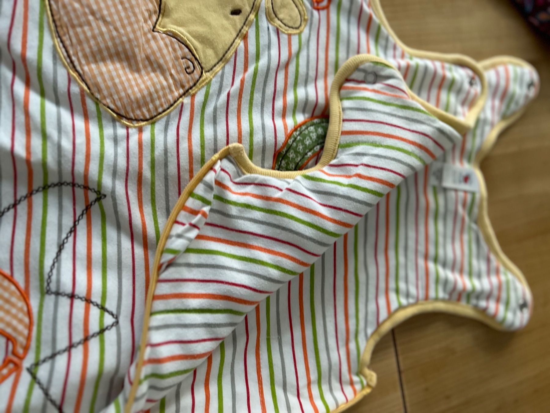 Kleiderpakete & -sets: BABY Latzhosen, Röckli, Pulli, Schlafsack – Gebraucht aus Eschenz von glaro14 4