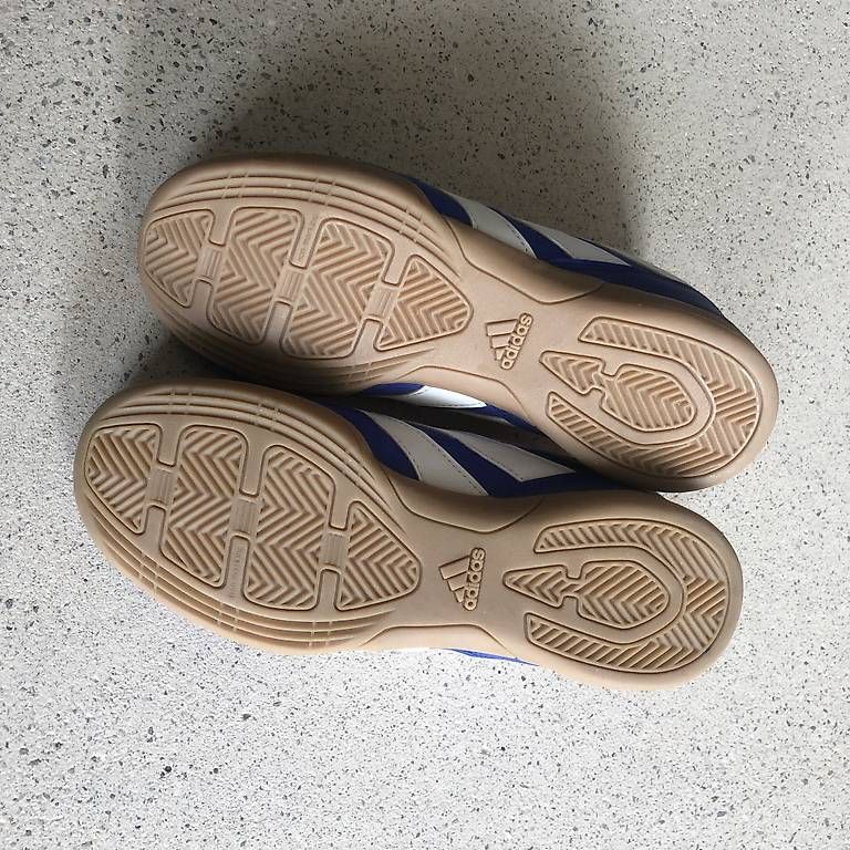 Adidas Scarpe da uomo: Adidas Predator Hallenschuhe 36 2/3 – Nuovo (secondo la descrizione) da Zürich venduto da mir_9gc2 2