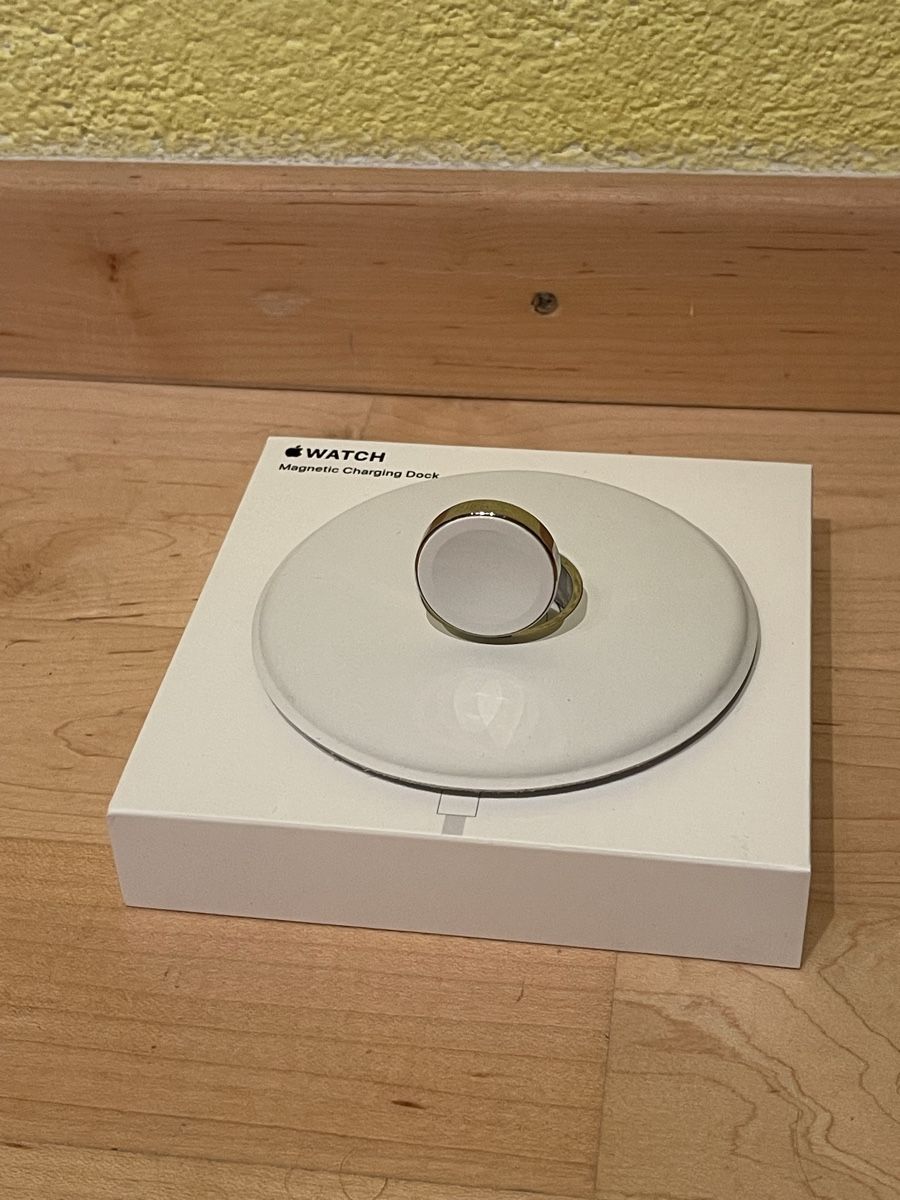 Apple Accessori per Smartwatch: Apple Watch Magnetic Charging Dock – Nuovo (secondo la descrizione) da Stein AG venduto da M.PEAKY 1