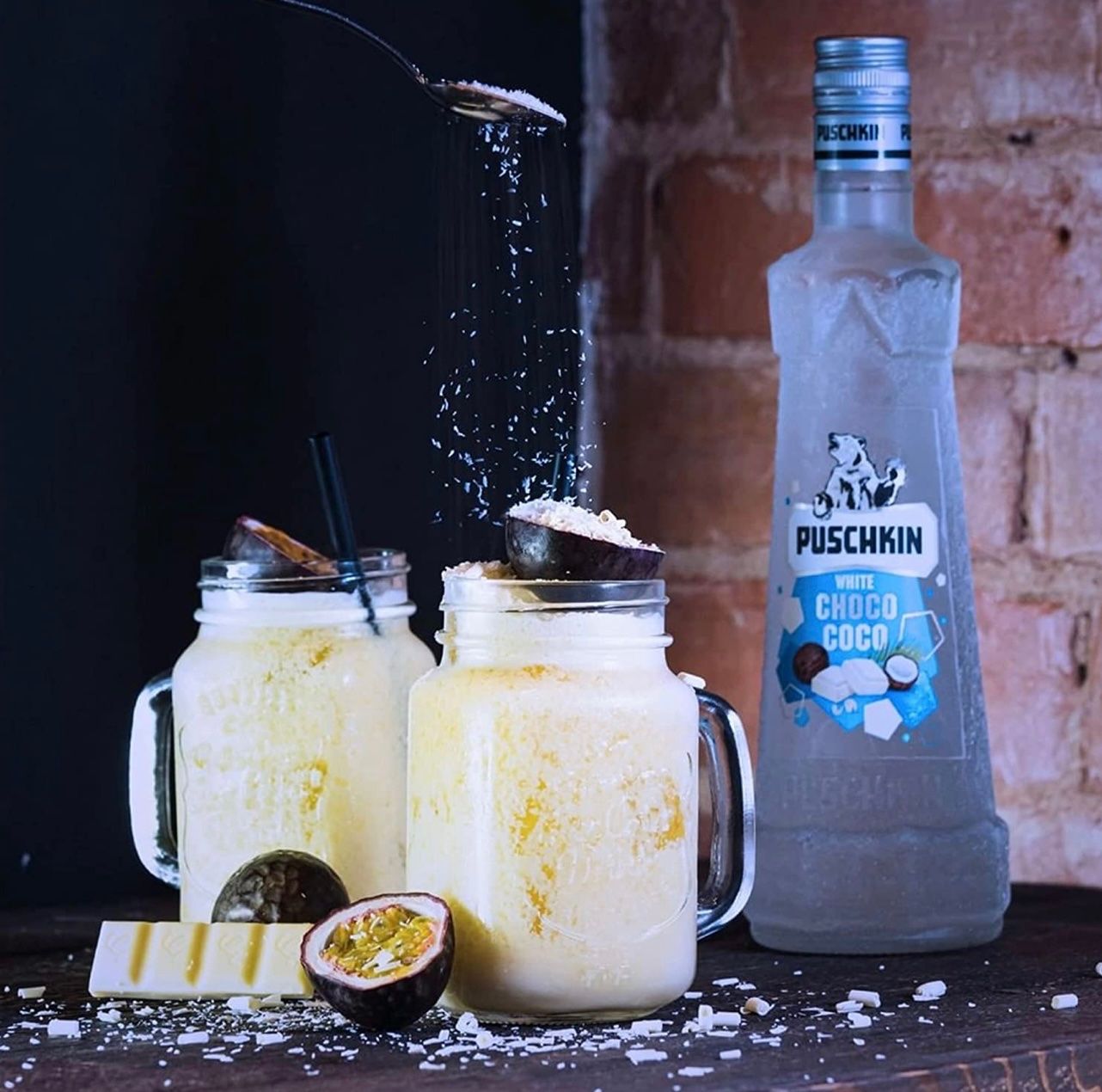 Bevande alcoliche: Puschkin With Choco Coco 7dl Likör mit Wodka – Nuovo e nell'imballaggio originale da Basel venduto da Seifehuesli 1
