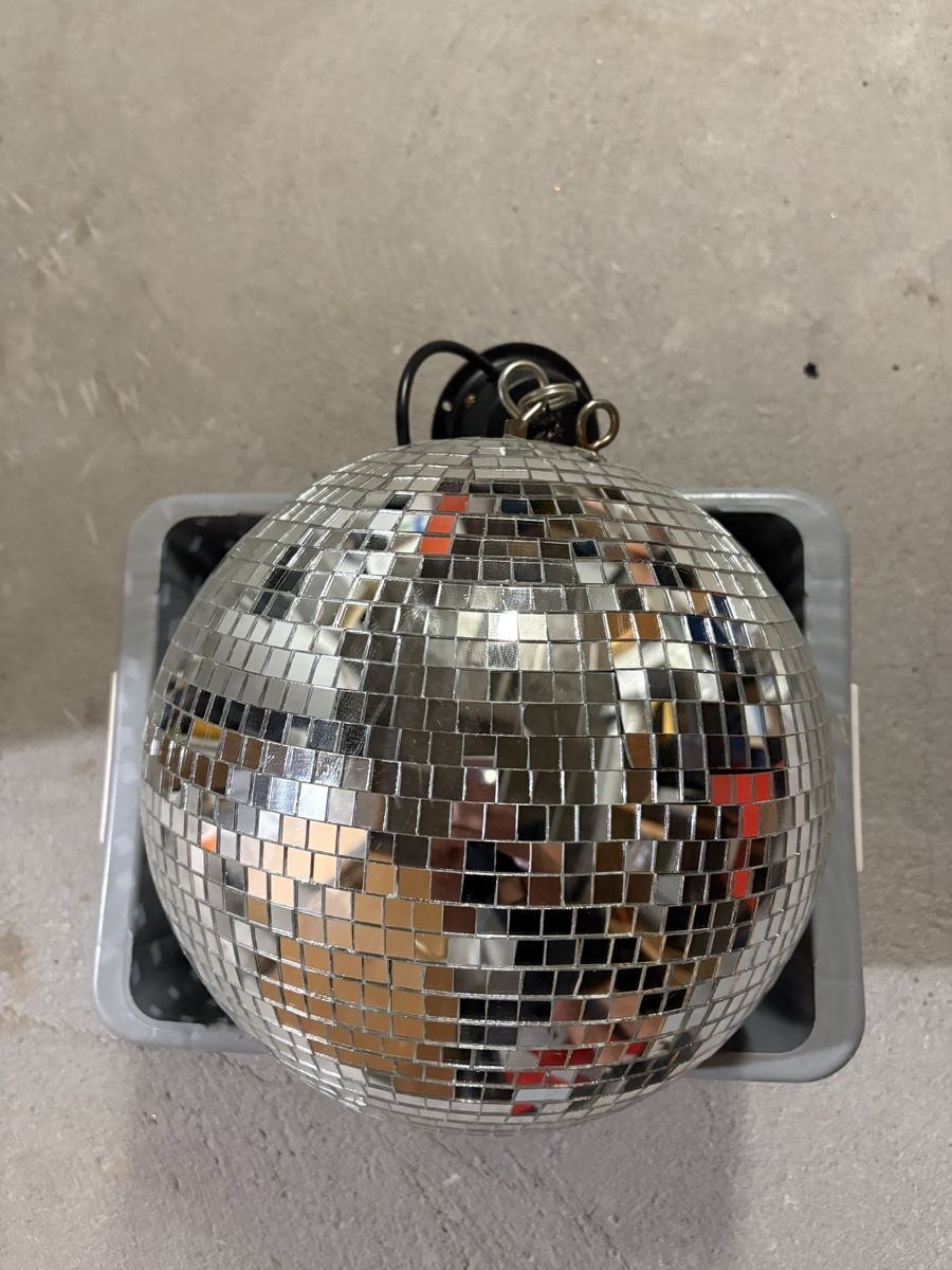 Toutes les décorations: Professionelle Discokugel – D'occasion à Chur par Mody7000