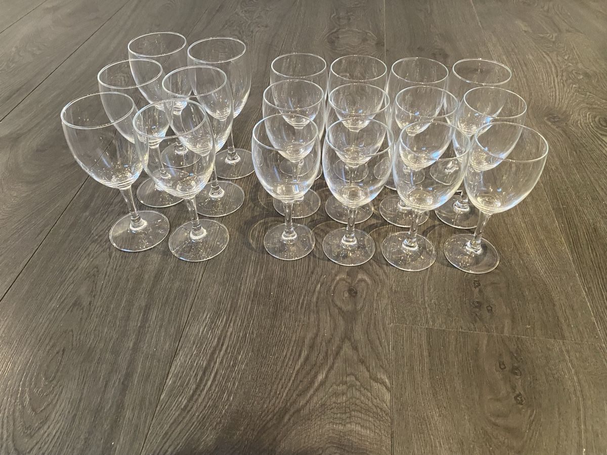 Bicchieri: 6 Rotwein und 12 Weissweingläser – Usato da Hägglingen venduto da Karin0802 1