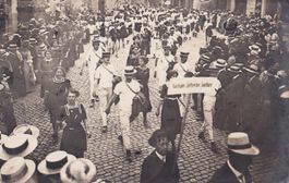 Solothurn Festumzug wohl Turnfest 1913