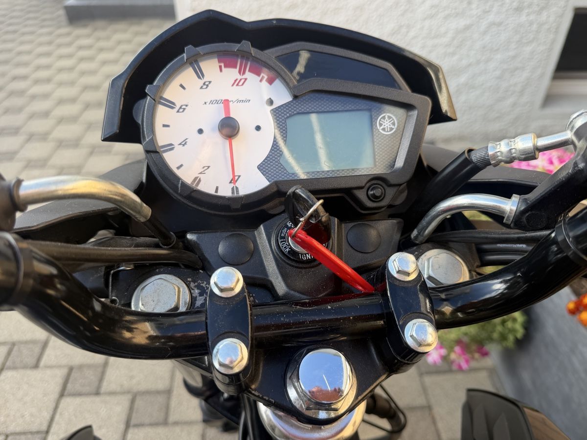 Yamaha Strada: Yamaha YS-125 – Usato da Egerkingen venduto da Commodore4ever 2