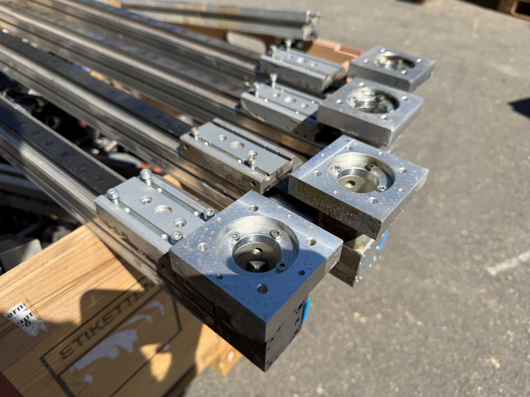 Metall- & Schlosserei Sonstiges: Festo Linearmodule, Schrittmotoren Winkelgetriebe Automation – Gebraucht aus Boswil von ABLagerBoswil 2