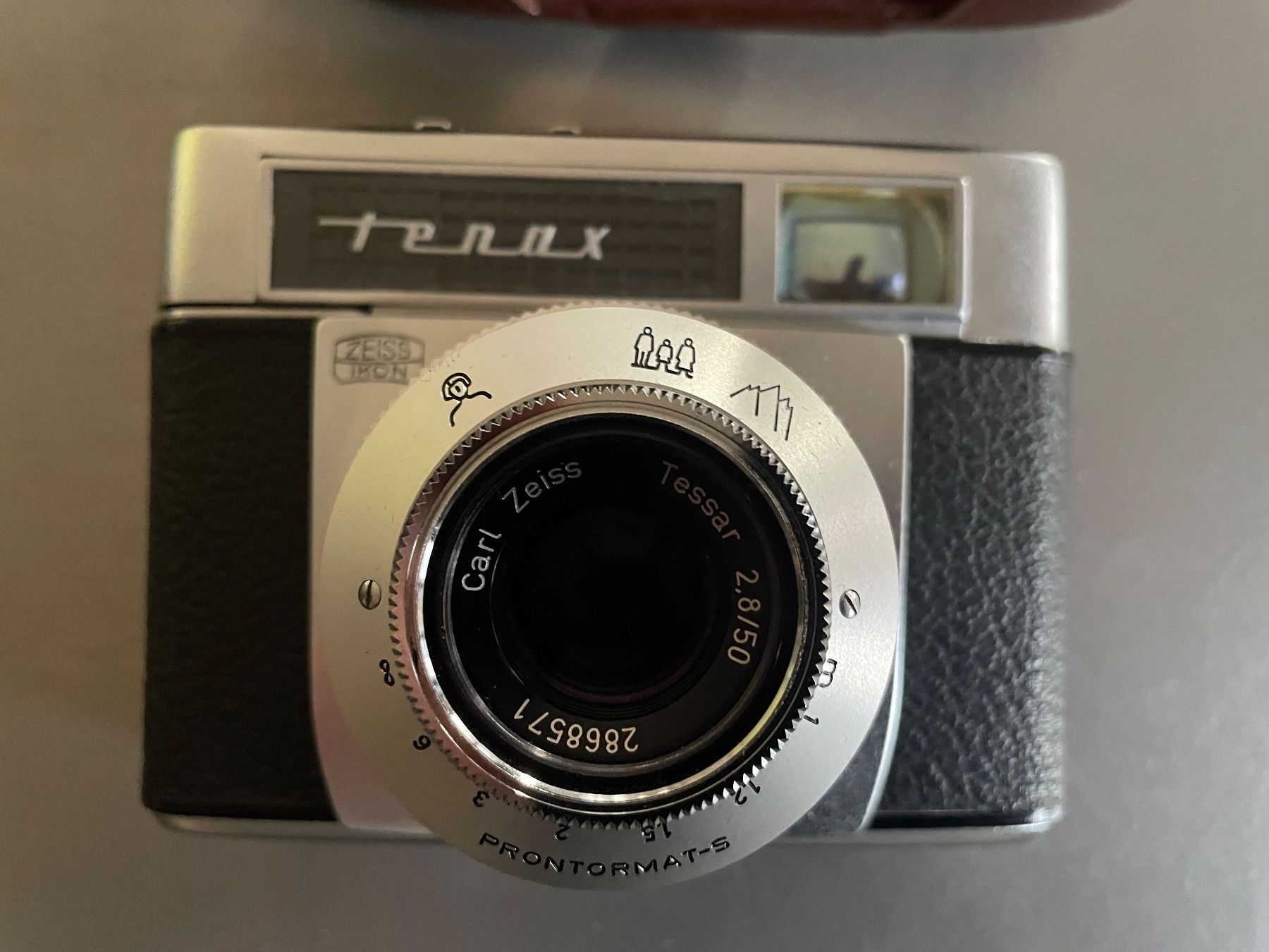 Zeiss Fotocamera: Zeiss Ikon Tenax Automatic, 1960 - 62 – Usato da Volketswil venduto da rubin74 5