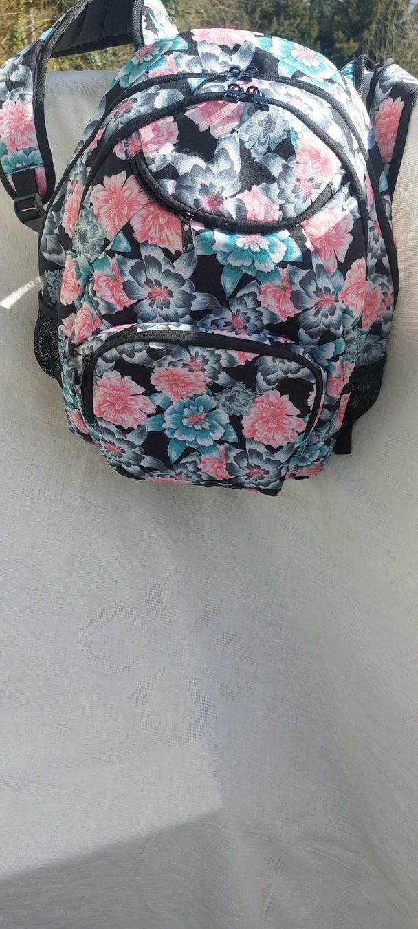 Roxy Rucksäcke: Roxy Rucksack – Neu (gemäss Beschreibung) aus Zürich von wilden 1