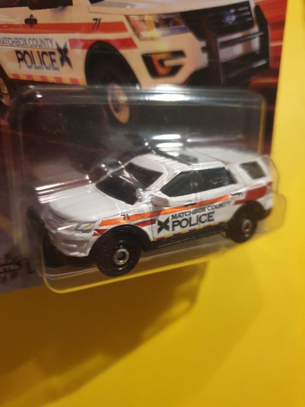 Matchbox Voitures modèles: 2 x Matchbox 2016 Ford POLICE INTERCEPTOR – Neuf avec emballage d'origine à Oftringen par Rotor 4