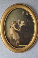 Antikes Gemälde oder Druck, Mädchen spielt Klavier