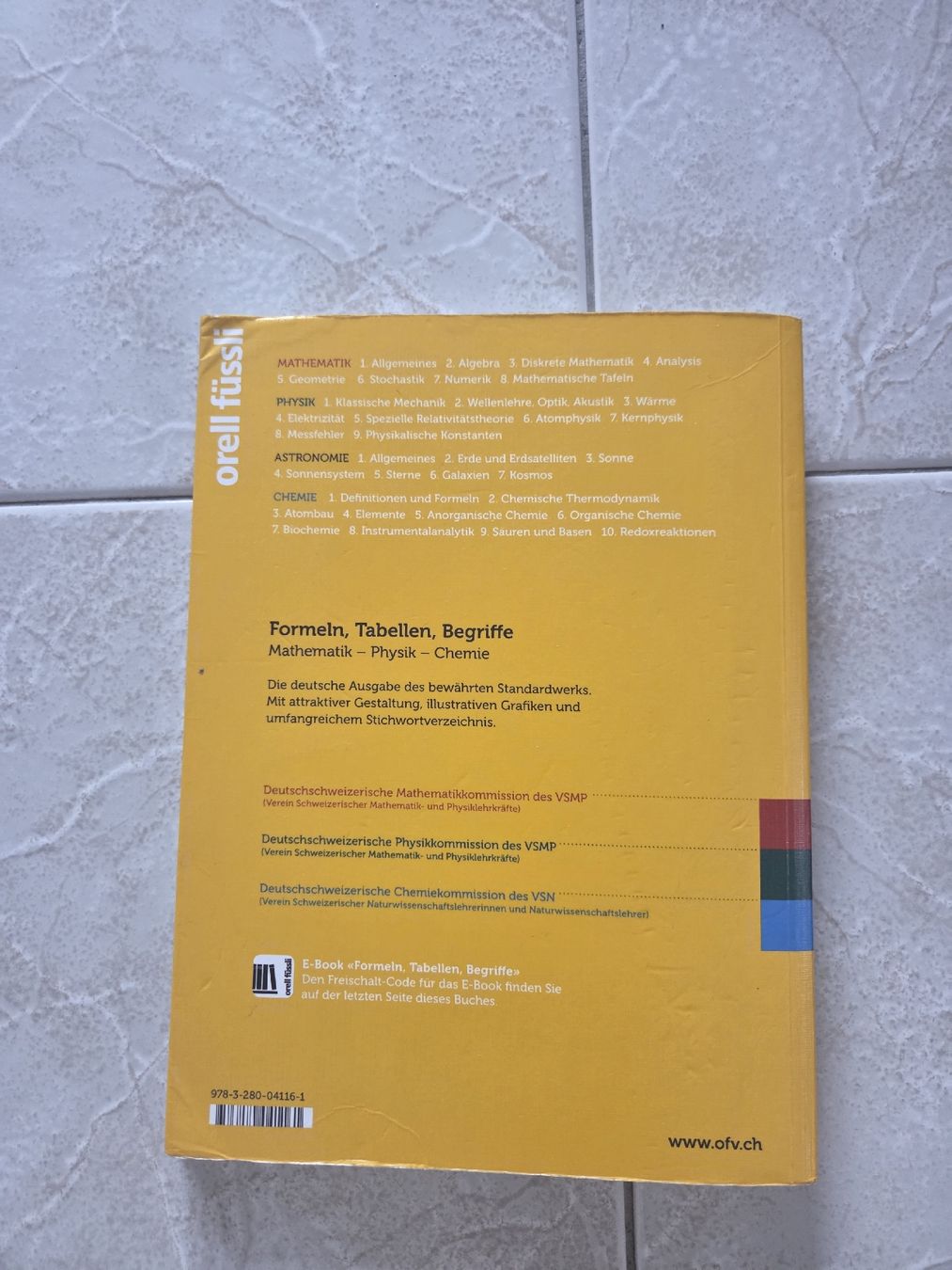 Libri: Formel- und Tabellenbuch Mathematik / Physik / Chemie – Usato da Saas-Almagell venduto da aninaaaa 1