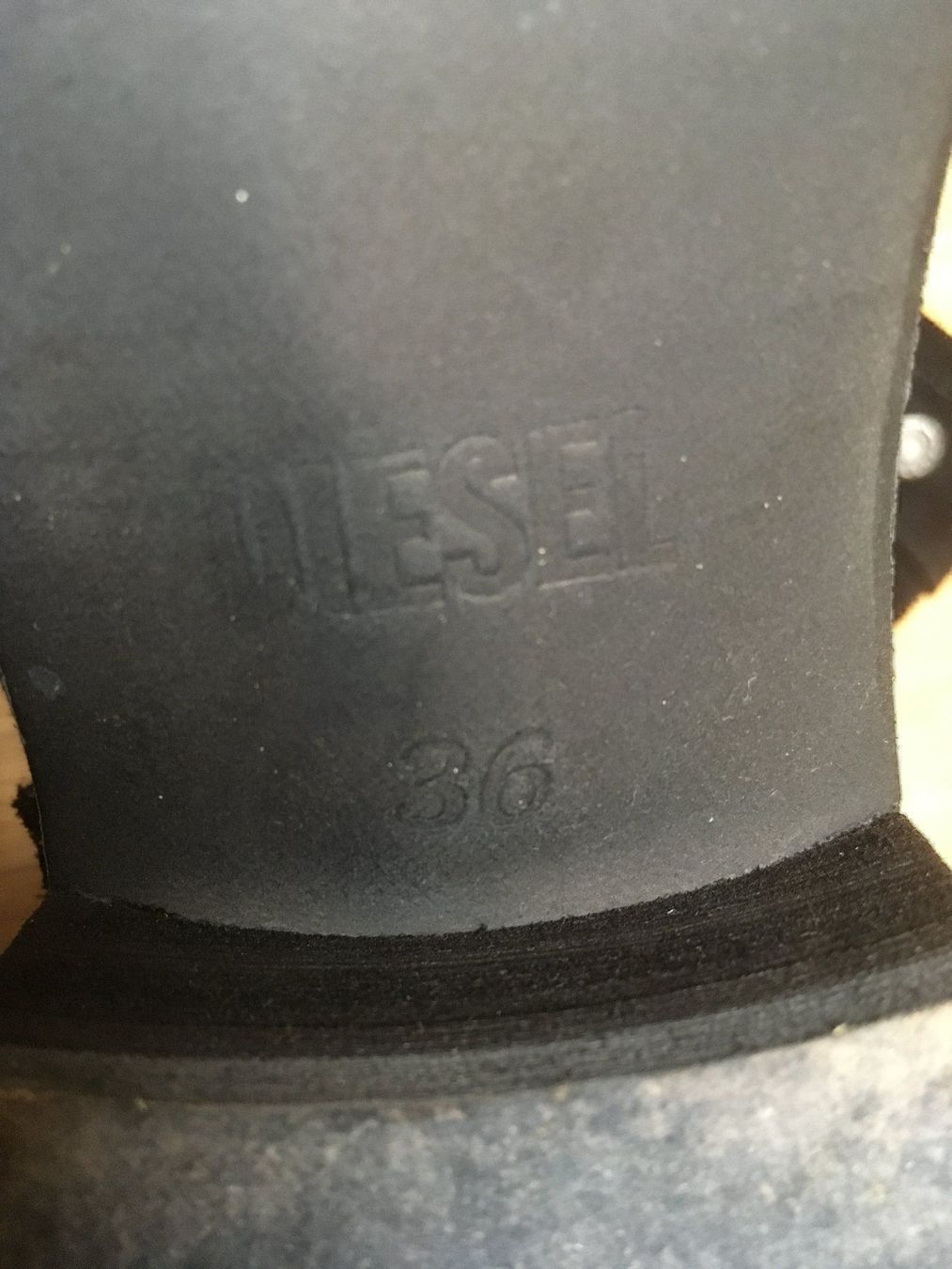 Diesel Scarpe da donna: Diesel Boots 36 wildleder – Usato da Recherswil venduto da Cherryblossom79 1