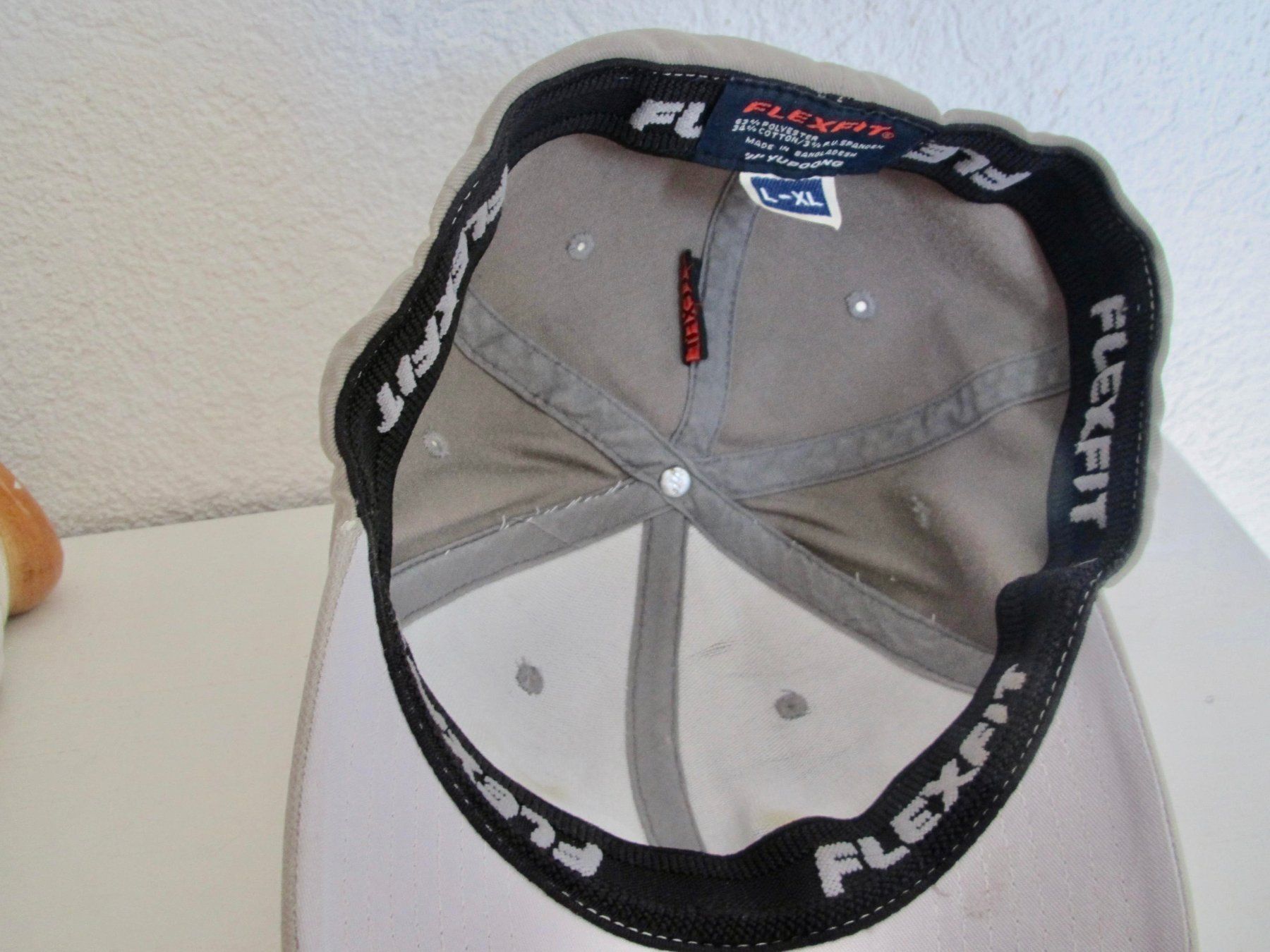 Flexfit Copricapi, berretti & cappellini: CASQUETTE FLEXFIT – Usato da Murten venduto da Selliot 2