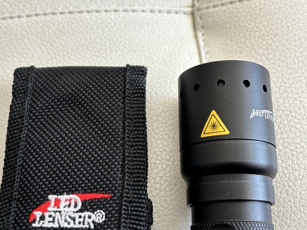 Ledlenser Lampade: Lampe torche LED Lenser, état neuf, idéal! – Nuovo (secondo la descrizione) da Villeneuve VD venduto da Alakazam 3