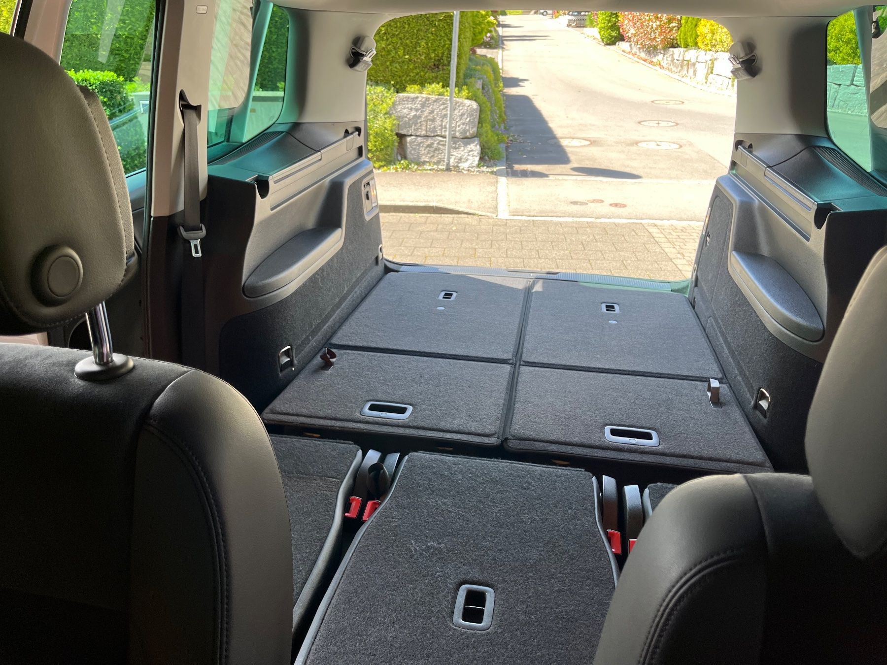 VW Automobili: VW Sharan – Usato da Rain venduto da SLL020307 5