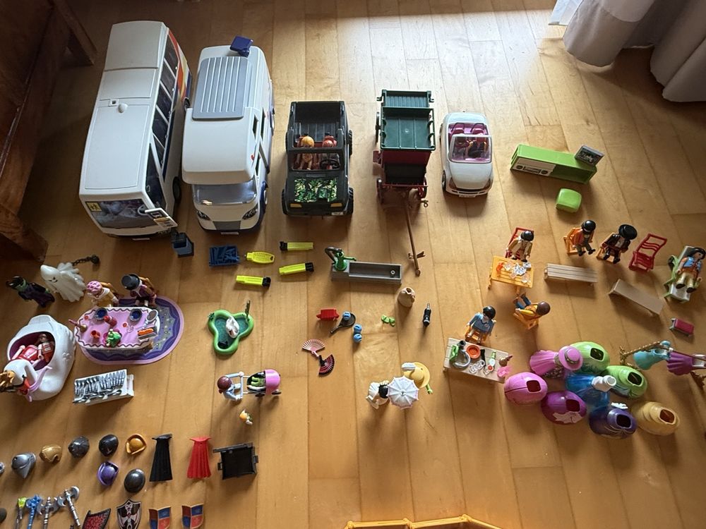 Playmobil Jouets: Playmobil Bundle  - Horses, Knights, Cars & More! – D'occasion à Zollikerberg par Matfreu 6