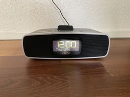 iHome iP90 Radiowecker & Dock