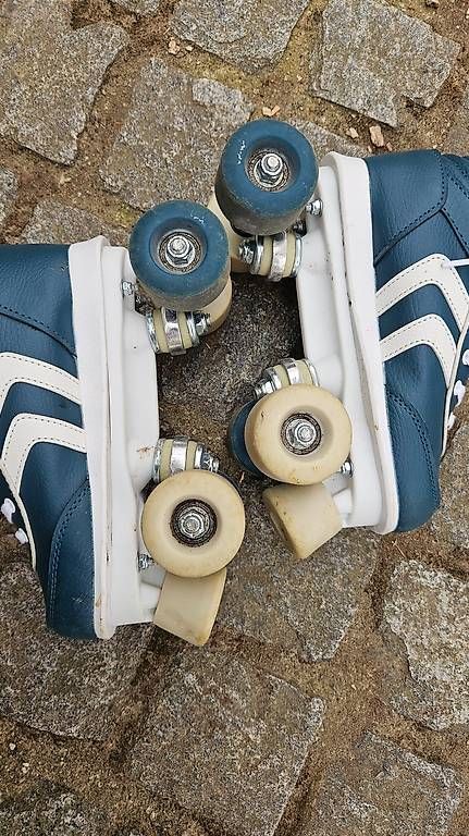 Pattini in linea & Pattini a rotelle: Rollschuhe Oxelo – Usato da Buchs AG venduto da chratz5 1