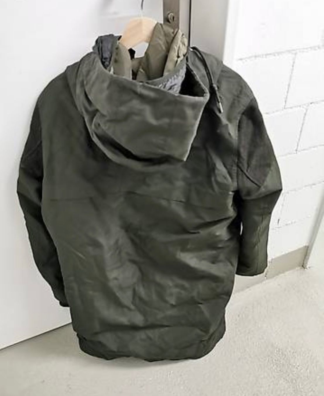 Bershka Giacche: Winterjacke Herren – Usato da Märstetten venduto da zerolvlup 1