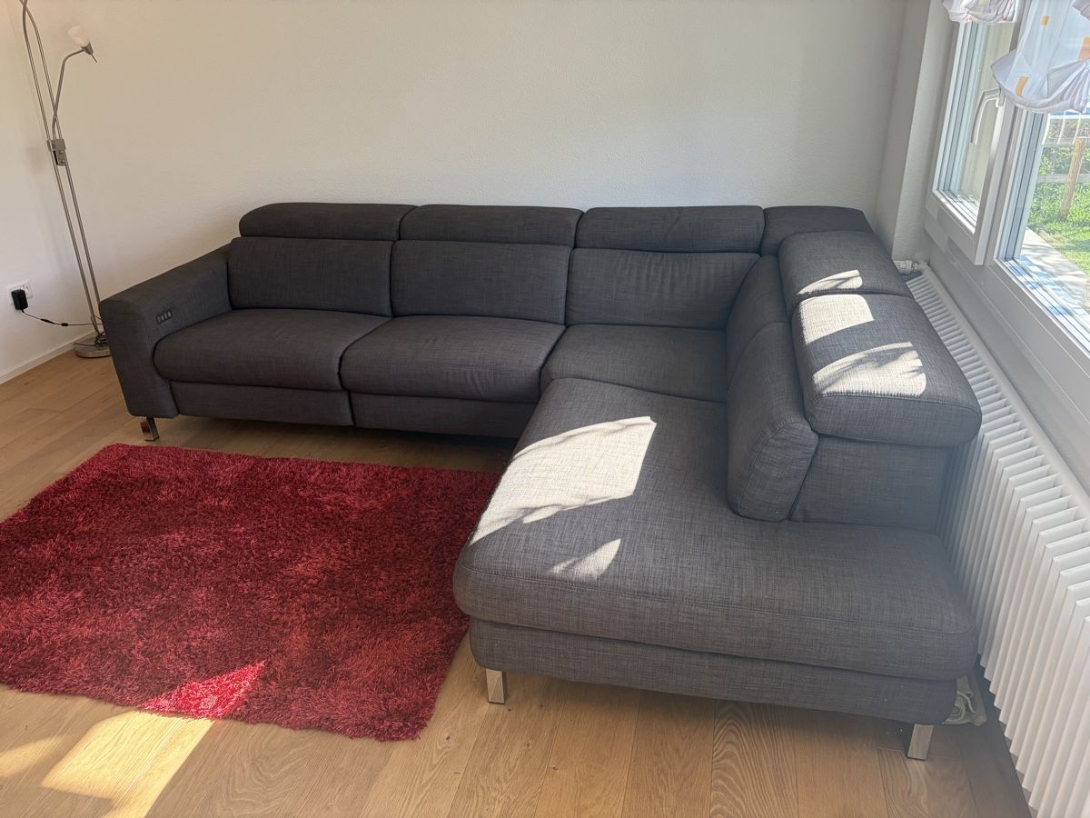 Divani: Ecksofa mit elektrisch verstellbarem Sessel  – Usato da Braunau venduto da halter1990 1