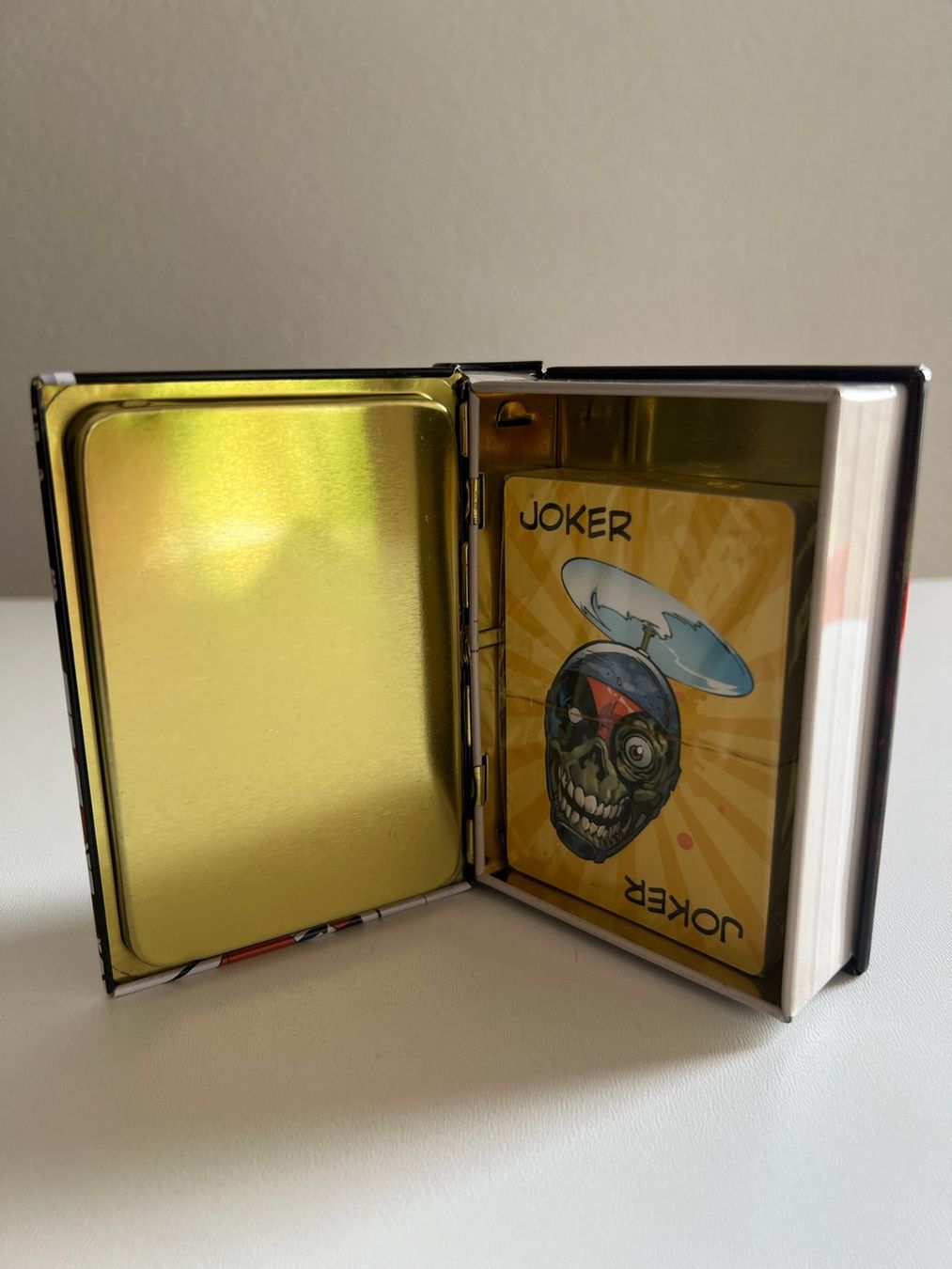 Karten: Cartes Deadpool avec étui en métal – Neu und originalverpackt aus Le Mouret von perfectbijou 3