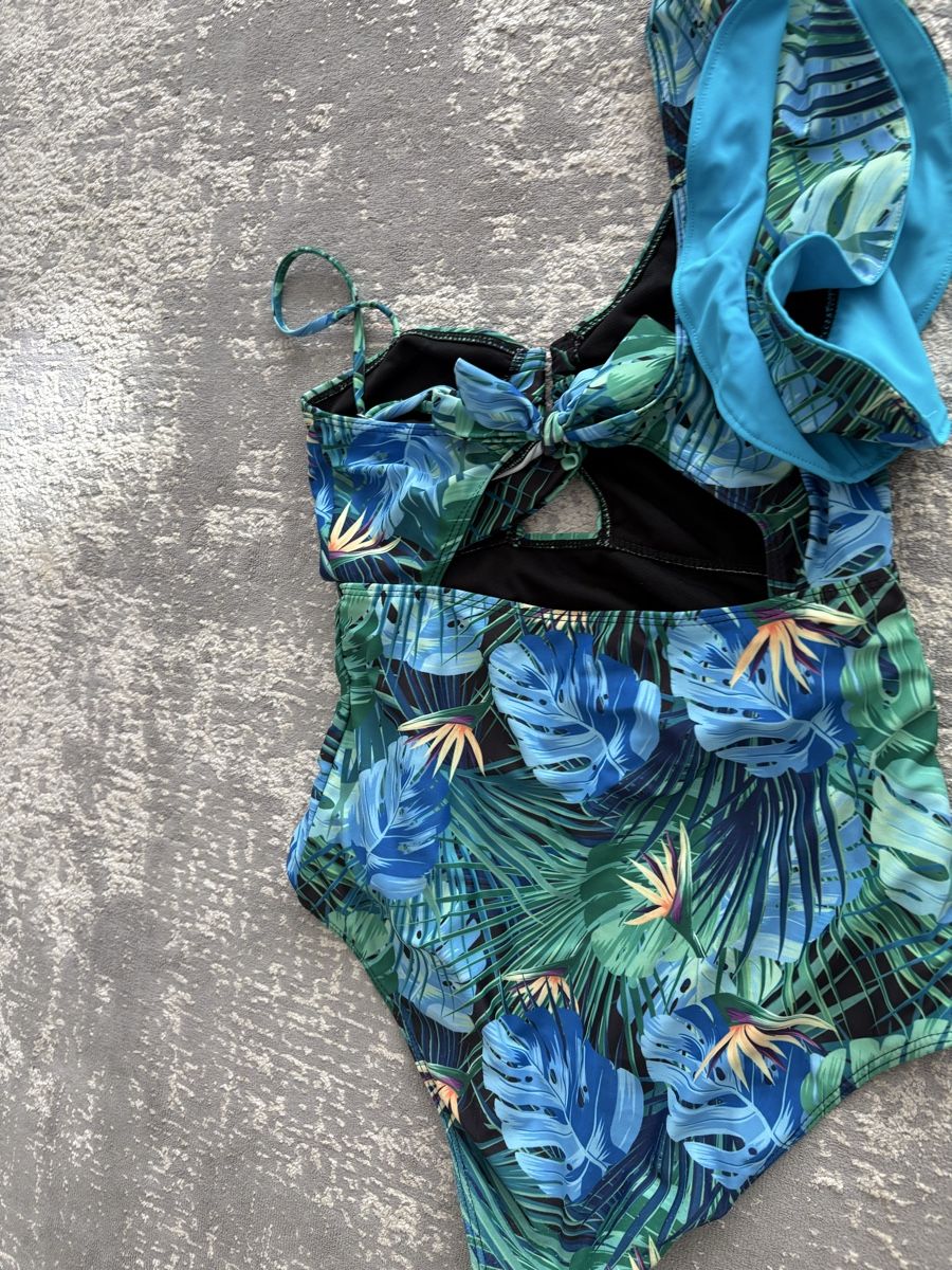 Costumi da bagno & Bikini: Exotischer Badeanzug mit Blätterprint – Usato da Zürich venduto da Anushka86 6